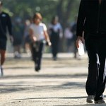 Alunos de Nutrição encerram disciplina com caminhada pelo campus
