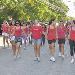 Caminhada pelo campus marca encerramento da campanha Adote um Coração 