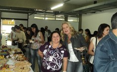 Confraternização no coquetel para os participantes do evento