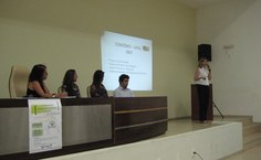 Mesa Redonda com a Profa. Gabriela Rossiter Stux, da área de Nutrição Clínica.