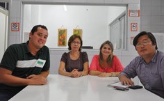 Professoras Ana Cristina e Thaísa Brandão, entre representantes da Iasb e secretaria de Pesca
