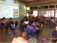 Alunos do 5º período do curso de Nutrilçao, monitoras e alunos da UNATi